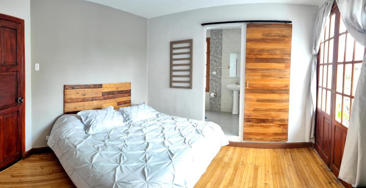 Minka Hostel Quito Esterno foto